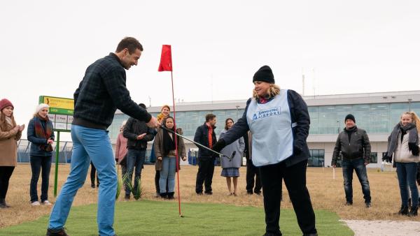 Bild 1 von 10: Kai Pflaume, (l.); Ingrid Fink (Petra Kleinert, r.)