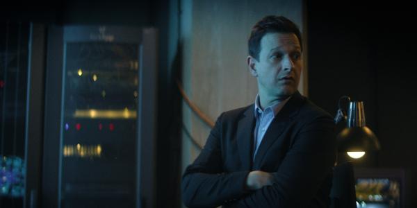 Bild 1 von 4: CIA-Agent Max (Josh Charles) will die Gangart gegenüber der unter Terrorverdacht stehenden Adilah verschärfen.