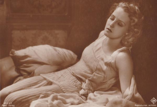 Bild 1 von 2: Brigitte Helm wurde mit ihrer Rolle in \