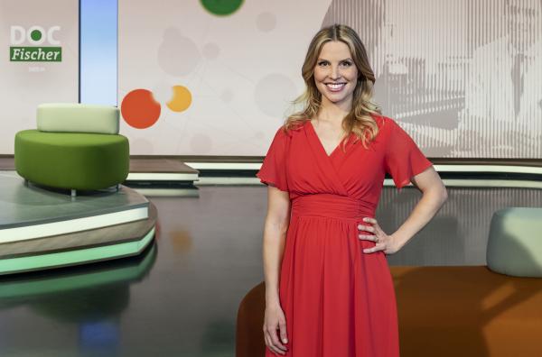 Bild 1 von 3: Moderatorin Julia Fischer.