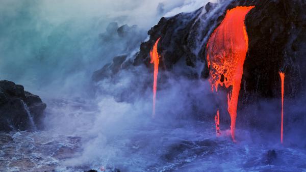 Bild 1 von 5: War die Hitze brodelnder Tiefseequellen der Ursprung der Lebensbausteine?