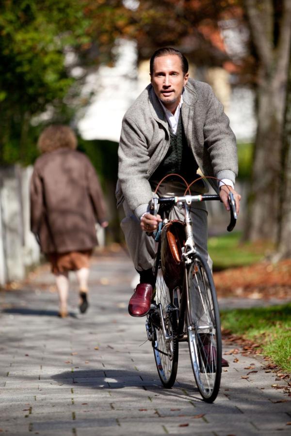 Bild 1 von 4: Ulrich Chaussy (Benno Fürmann)