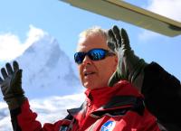 Hilfe aus der Luft am Everest