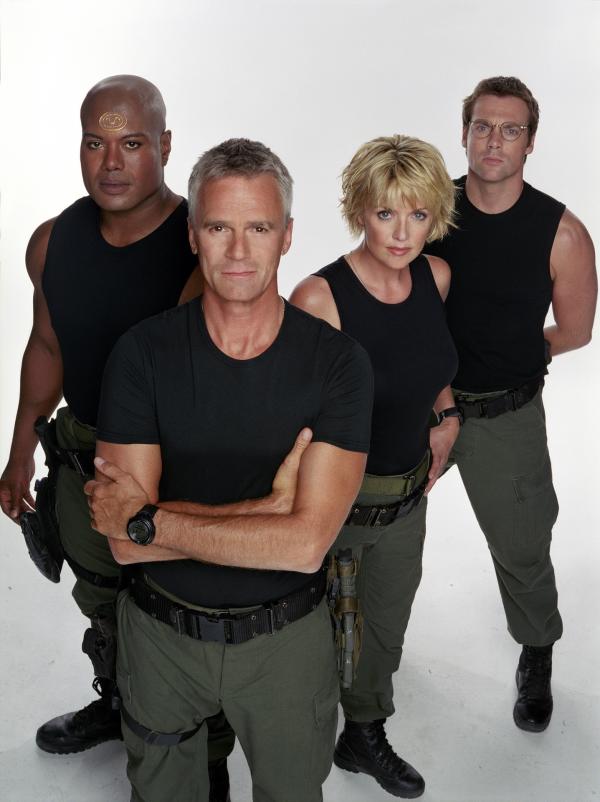 Bild 1 von 5: Colonel Jack O'Neill (Richard Dean Anderson), Teal'C (Christopher Judge), Samantha Carter (Amanda Tapping), Daniel Jackson (Michael Shanks)