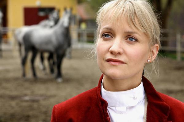 Bild 1 von 9: Im Bild: Eva Herzig (Katharina Lenz).