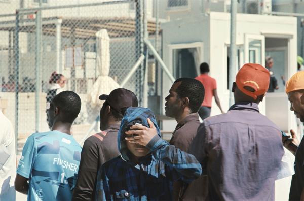 Bild 1 von 5: Nach dem Brand von Moria im Jahr 2020 präsentierten die EU und die griechische Regierung ein neues \