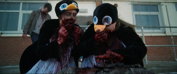 Bild 1 von 12: Eben waren sie noch zwei rappende Pinguine (Myfanwy Morgan und John McGeachie), jetzt haben sie Hunger auf Menschenfleisch.