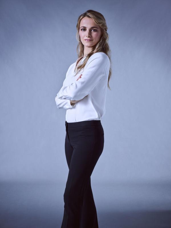 Bild 1 von 20: (1.Staffel) - Lizzie Needham (Bojana Novakovic) ermittelt als NYPD Detective Kriminalfälle in New York ...