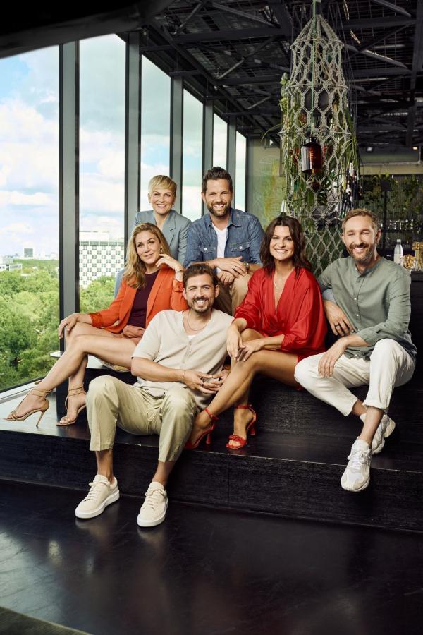 Bild 1 von 15: (v.l.n.r.) Alina Merkau; Karen Heinrichs; Matthias Killing; Christian Wackert; Marlene Lufen; Daniel Boschmann