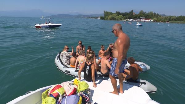 Bild 1 von 8: .