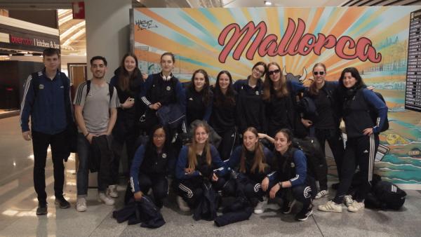 Bild 1 von 3: Angekommen - zum Training und Urlaub auf Mallorca.