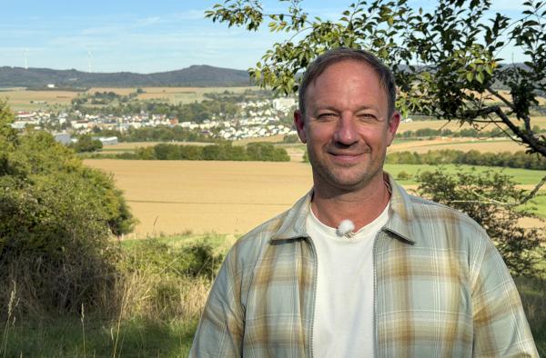 Bild 1 von 5: Tobias Kämmerer besucht Bad Camberg.