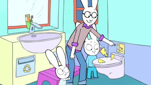 Bild 1 von 3: Franz (l.) und Simon (r.) glauben, dass sich ein Monster in der Zugtoilette versteckt. Doch Papa (M.) weiß, dass es nur das Geräusch der Toilettenspülung ist.