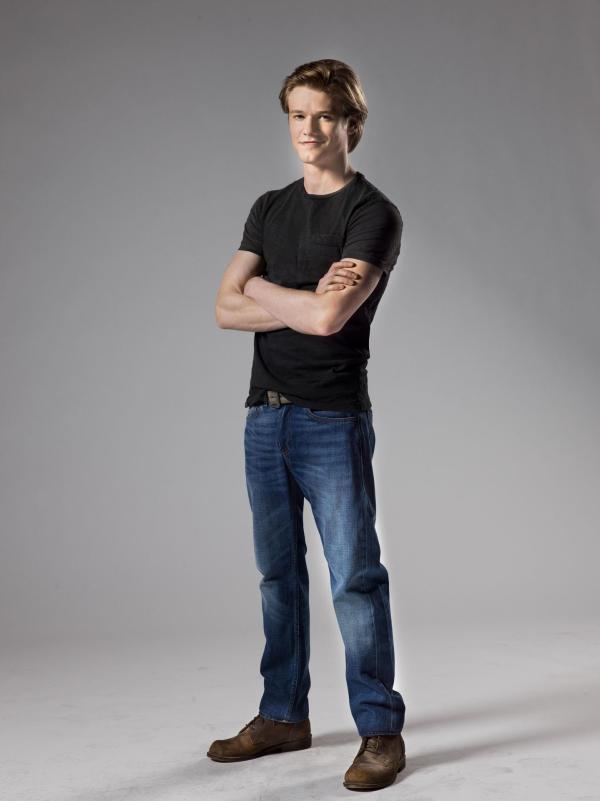 Bild 1 von 18: (1. Staffel) - Bombenbastler Angus \