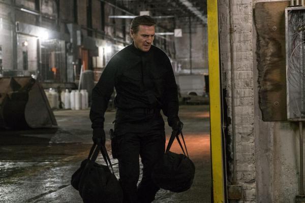 Bild 1 von 8: Harry Rawlings (Liam Neeson)