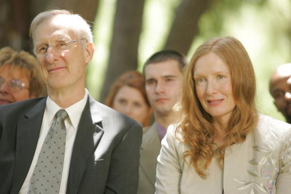Bild 1 von 56: James Cromwell, Frances Conroy