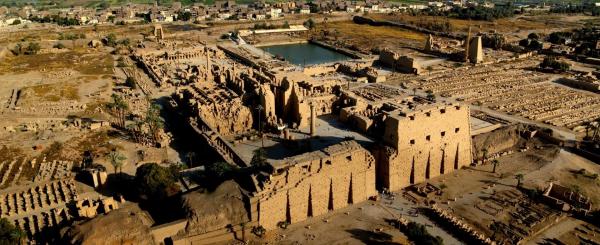 Bild 1 von 4: Die Karnak-Tempel am Nil sind bis zu 4.000 Jahre alt.