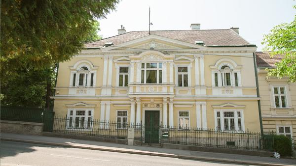 Bild 1 von 3: In dieser Hietzinger Villa ging es für den \
