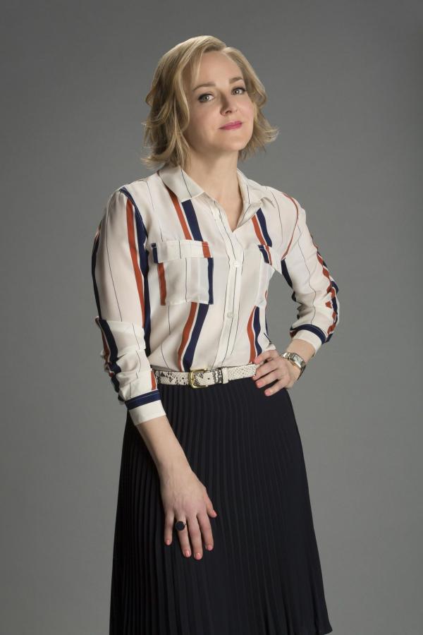 Bild 1 von 19: (1. Staffel) - Bulls wichtigstes Ass im Ärmel: Psychologin Marissa Morgan (Geneva Carr) ist spezialisiert auf das Gebiet der Neurolinguistik und damit absolut unverzichtbar für ihn - außerdem ist sie staatlich anerkannte Sextherapeutin ...