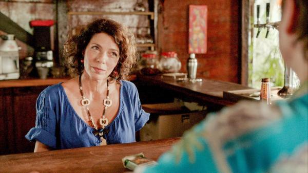 Bild 1 von 34: Im Bild: Elizabeth Bourgine (Catherine Bordey).