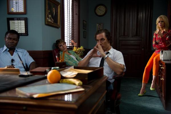 Bild 1 von 20: Im Florida der 1960er Jahre spüren die beiden Journalisten Ward (Matthew McConaughey, 2.v.r.) und Yardley (David Oyelowo, l.), Gangsterliebchen Charlotte (Nicole Kidman, r.) und der junge Jack (Zac Efron, 2.v.r.) einem Justizskandal hinterher - und geraten dabei selbst in Gefahr ...