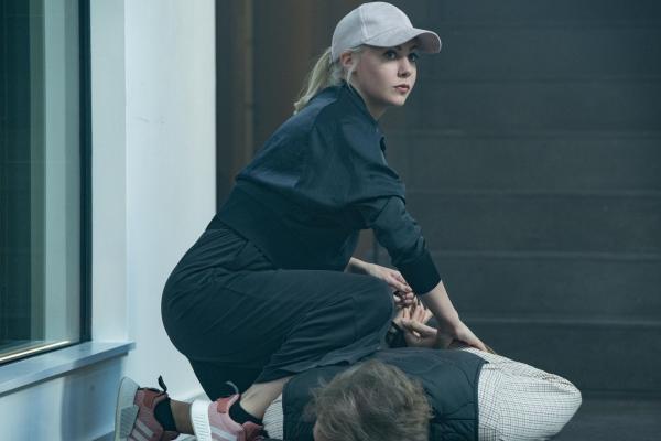 Bild 1 von 8: Eliza Gestalt (Catherine Steadman)