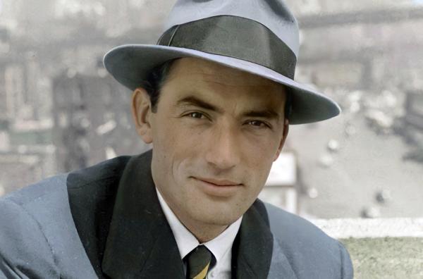 Bild 1 von 5: Dank seines Aussehens, seiner Intelligenz und seines Humors wurde Eldred Gregory Peck schnell zu einem der bedeutendsten Schauspieler.