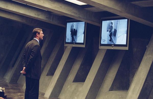 Bild 1 von 9: James Rethrick (Aaron Eckhart)