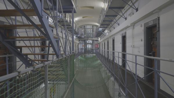 Bild 1 von 8: Im Flügel 1 der JVA Bruchsal sitzen die Gefangenen im Regelvollzug.