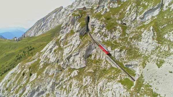 Bild 1 von 5: Pilatus.