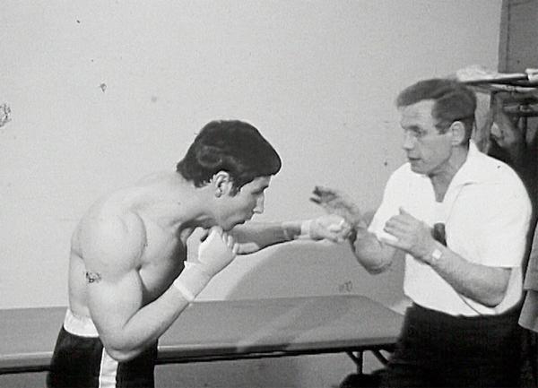 Bild 1 von 9: Im Bild: Hans Orsolics mit Trainer.