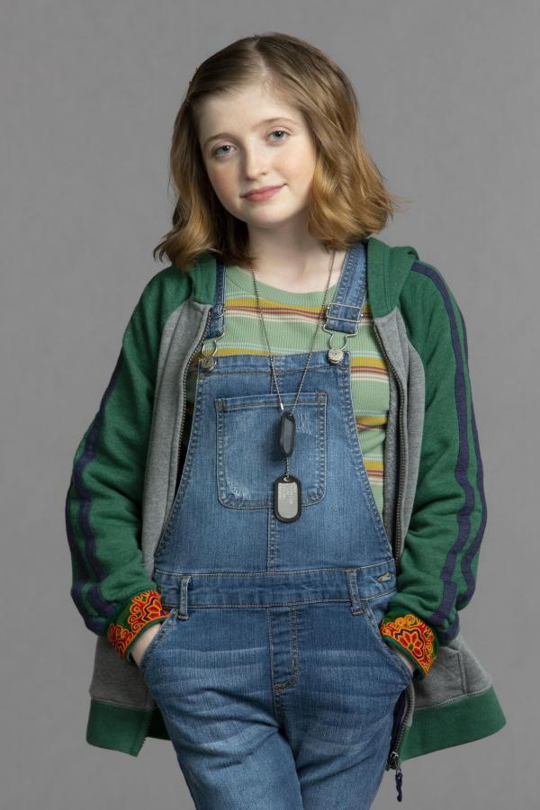 Bild 1 von 16: (1. Staffel) - Hazel (Farrah Mackenzie)