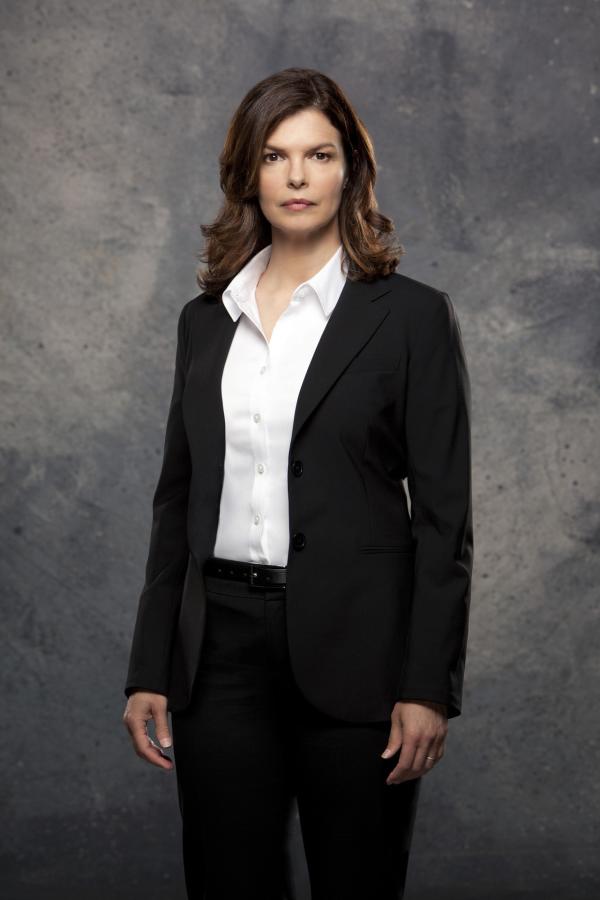Bild 1 von 2: CRIMINAL MINDS - Jeanne Tripplehorn stars on \