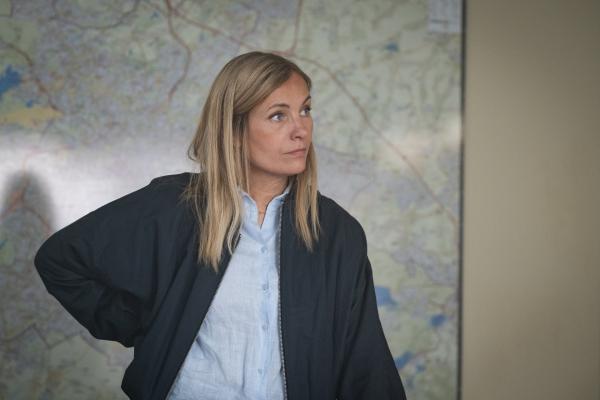 Bild 1 von 15: Bei den Ermittlungen stößt das Team auf rechtsextremistische Polizeichats - Judith Schrader (Nadja Uhl).