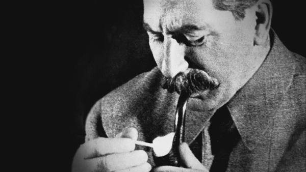 Bild 1 von 4: Generalsekretär des Zentralkomitees der Kommunistischen Partei der Sowjetunion und Adolf Hitlers größter Gegenspieler: Josef Wissarionowitsch Stalin.