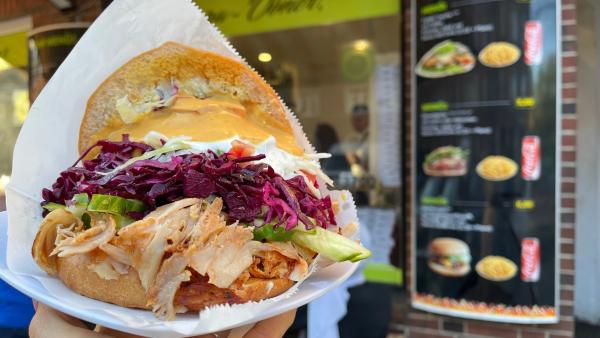 Bild 1 von 1: Die Dönerpreise sind in den letzten zehn Jahren um fast 75 Prozent gestiegen.