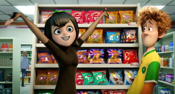 Bild 1 von 5: Mavis (Selena Gomez) and Jonathan (Andy Samberg) in Columbia Pictures and Sony Pictures Animation's HOTEL TRANSYLVANIA 2.