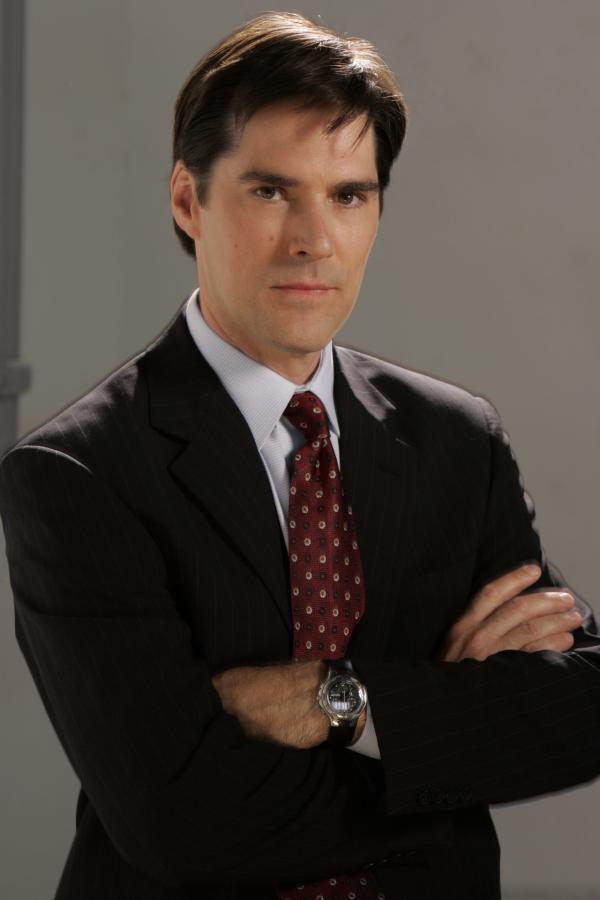 Bild 1 von 9: (4. Staffel) Sorgt für Gerechtigkeit: Agent Aaron Hotchner (Thomas Gibson) ...