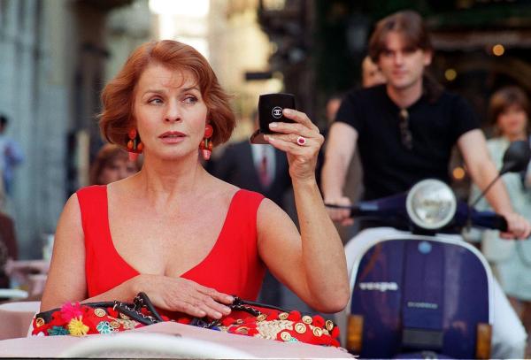 Bild 1 von 9: Im Bild: Senta Berger (Teresa), Harald Pichlhöfer (Lorenz).