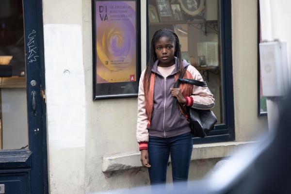 Bild 1 von 3: Zoé (Jessyrielle Massengo)