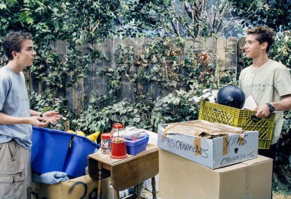 Bild 1 von 24: Im Bild (v.li.): Frankie Muniz (Malcolm), Justin Berfield (Reese).