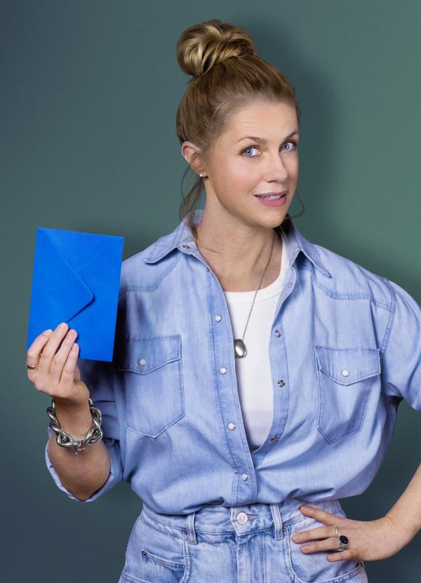 Bild 1 von 27: Christine Eixenberger verdonnert jede Woche Politikerinnen und Politiker, Parteien, Organisationen oder Personen des öffentlichen Lebens, die sich aktuell nicht mit Ruhm bekleckert haben, zum \