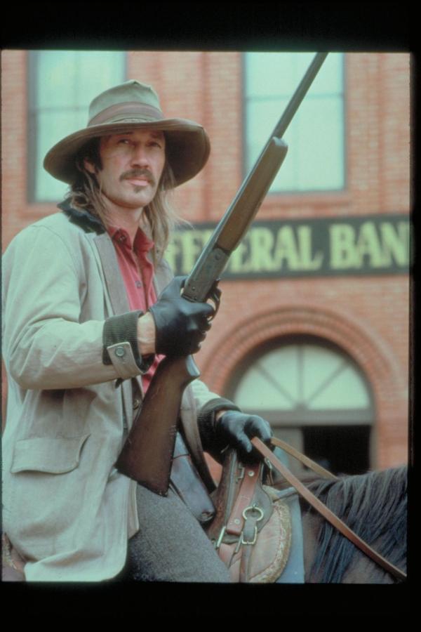 Bild 1 von 4: Cole Younger (David Carradine)