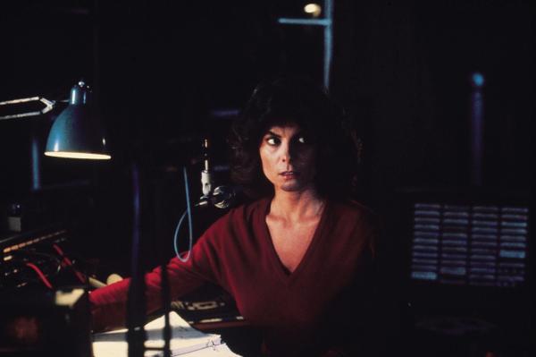 Bild 1 von 4: Stevie Wayne (Adrienne Barbeau)