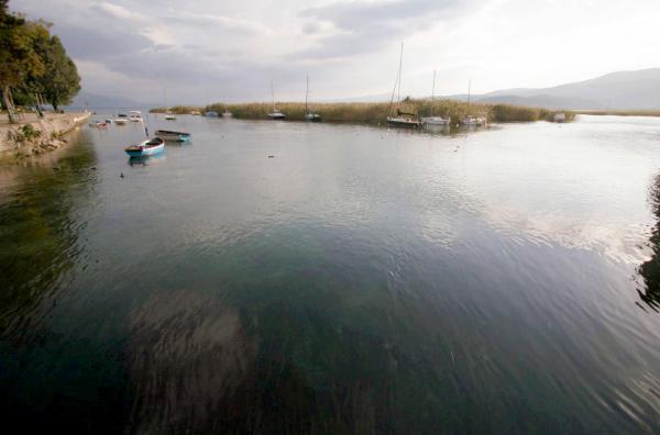 Bild 1 von 4: Die Geschichte des Schriftstellers Luan Starova und die Geschichte des Ohridsees, des ältesten Sees Europas, sind eng miteinander verbunden.