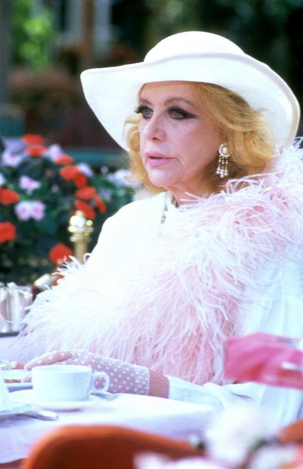 Bild 1 von 3: Im Bild: Hildegard Knef (Rutila).