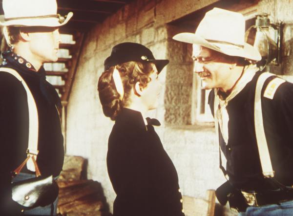 Bild 1 von 7: John Wayne (r.)