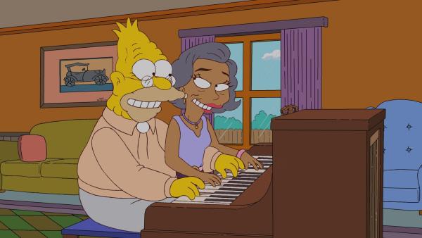 Bild 1 von 12: Wieder zurück im Altersheim, wartet eine große Überraschung auf Grampa (l.): Rita LaFleur (r.) ...