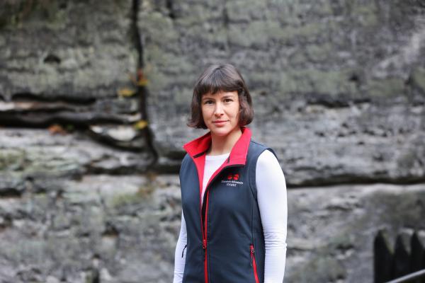 Bild 1 von 17: Luisa Adlkofer, Nachhaltigkeitsbeauftragte Tourismusverband Sächsische Schweiz