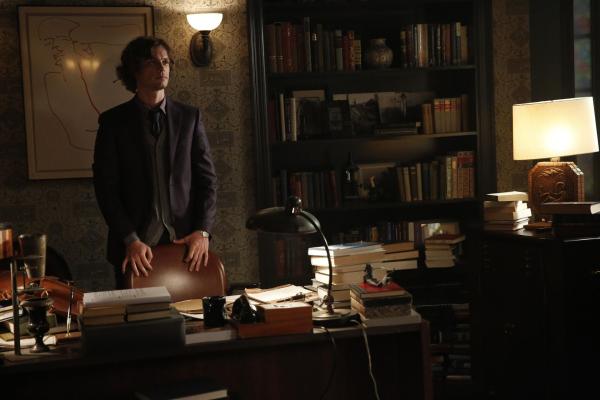 Bild 1 von 41: Reid (Matthew Gray Gubler) hat einen Entschluss gefasst: Er will seiner Mutter keine weiteren Studien mehr zumuten und holt sie zu sich nach Hause. Eine schwere Zeit steht ihm bevor ...